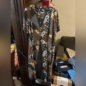 MSK Black and White Floral Dress